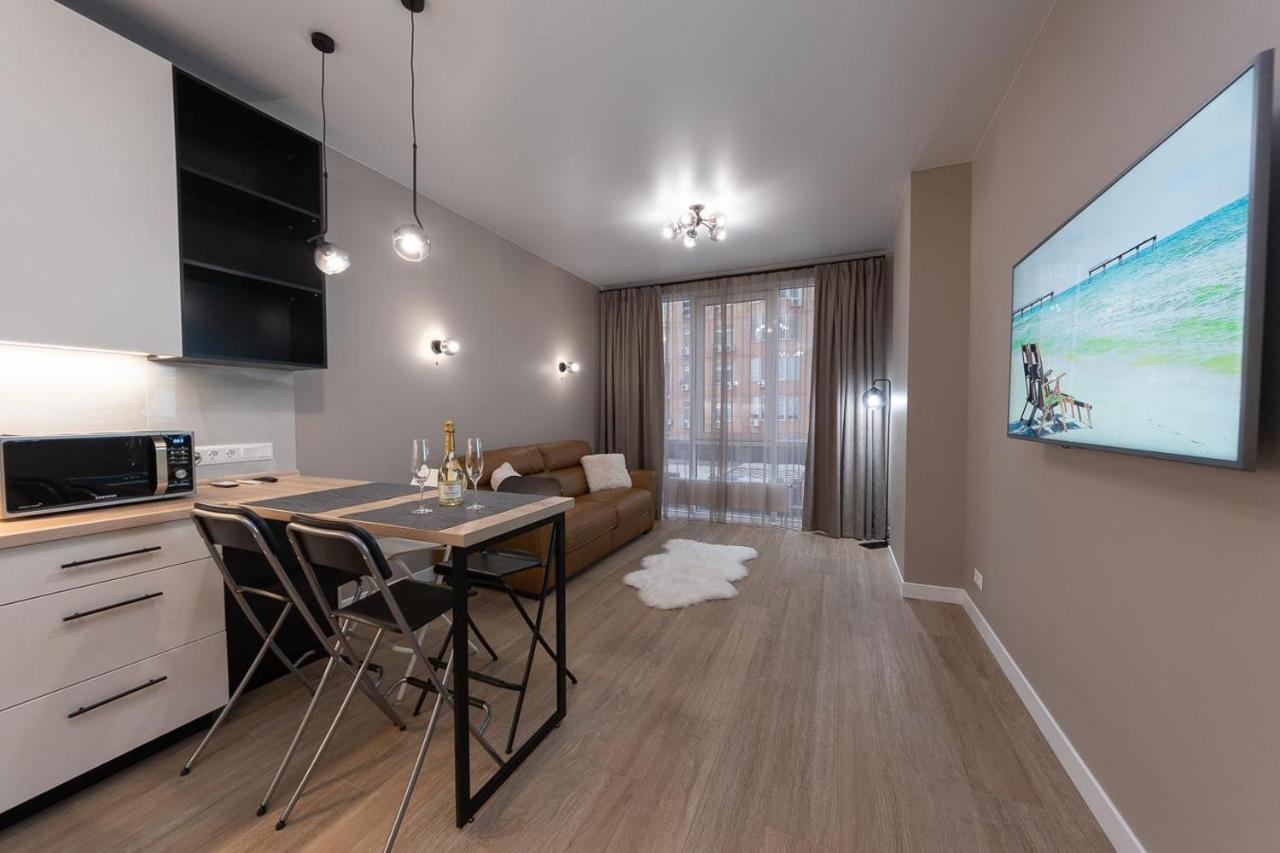 New Modern Apartments. Metro Minskaya เคียฟ ภายนอก รูปภาพ