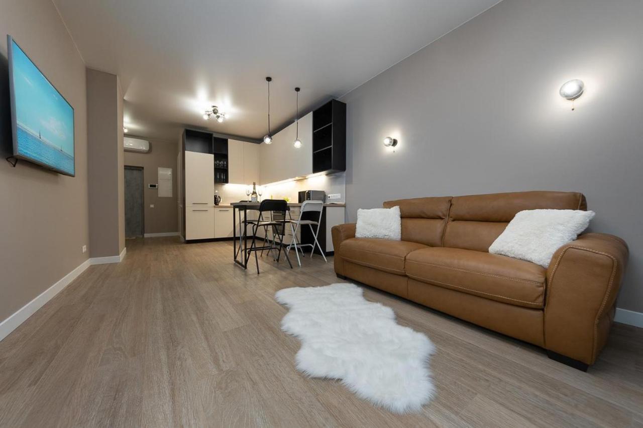 New Modern Apartments. Metro Minskaya เคียฟ ภายนอก รูปภาพ