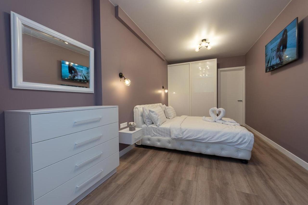 New Modern Apartments. Metro Minskaya เคียฟ ภายนอก รูปภาพ